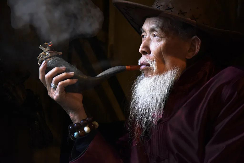 1591754921995022912.jpg 9.jpg