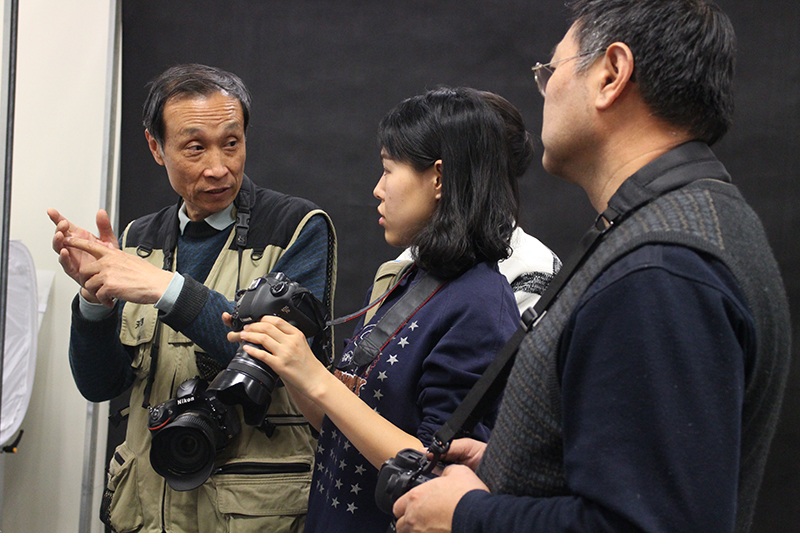 4.陈老师帮助大家解决拍摄中出现的问题.jpg